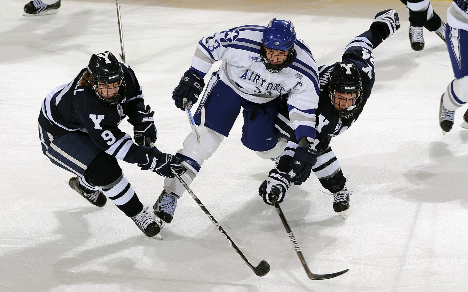 梅西领衔阿根廷队稳步前进,冲刺世界杯